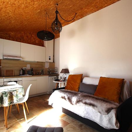 Les Bastidons De L'Isle - Le Saumane - 3 Etoiles Apartment Bagian luar foto